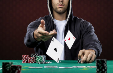 Sådan har Dan Bilzerian tjent kassen på poker