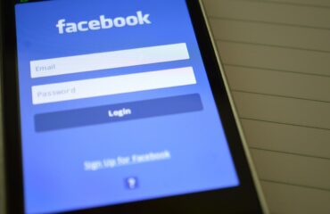 Du bør ikke låne penge privat på Facebook