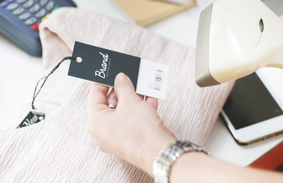 Prissammenligning online har altid været der: Fra EDBpriser til Momondo